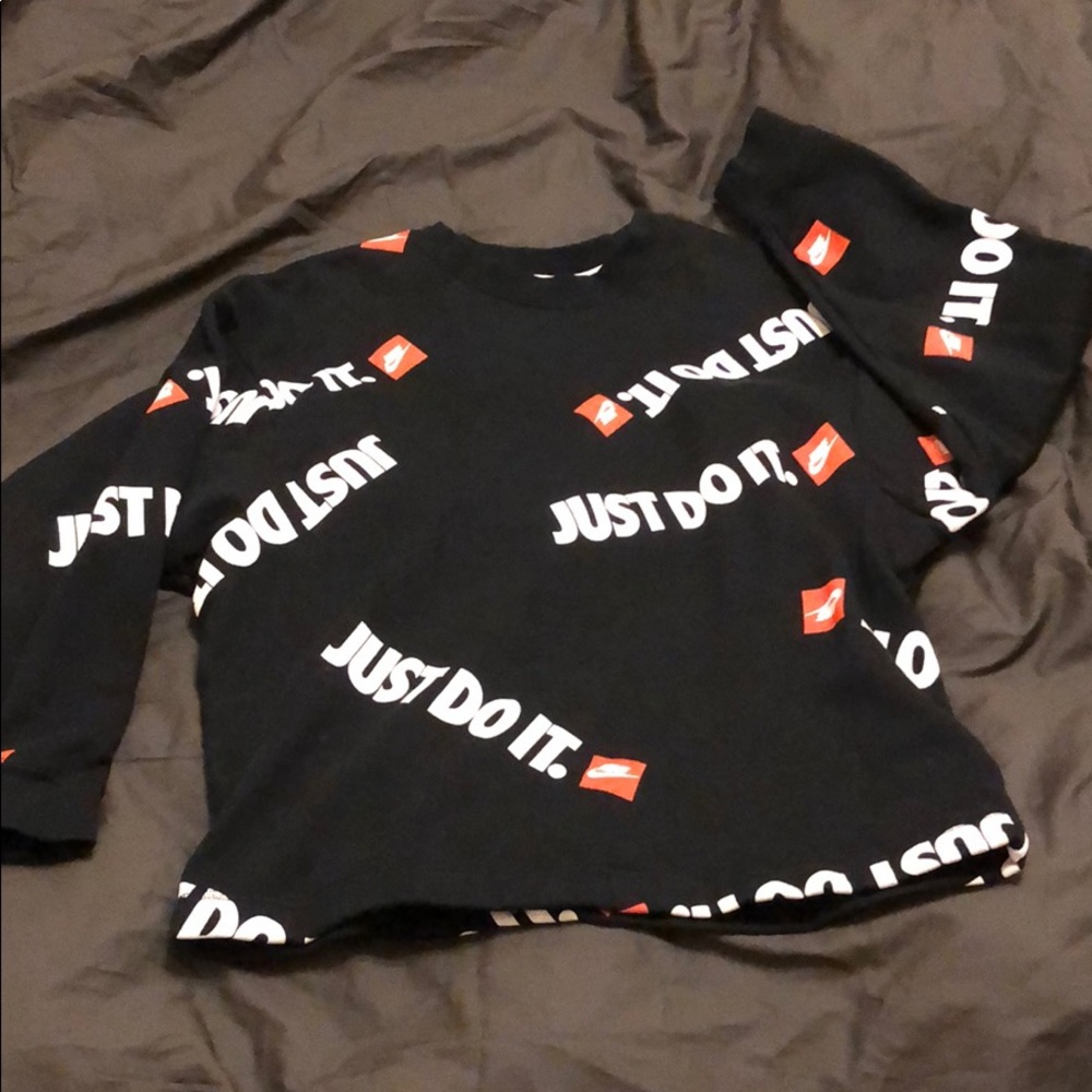 Nike just do it black sweatshirt